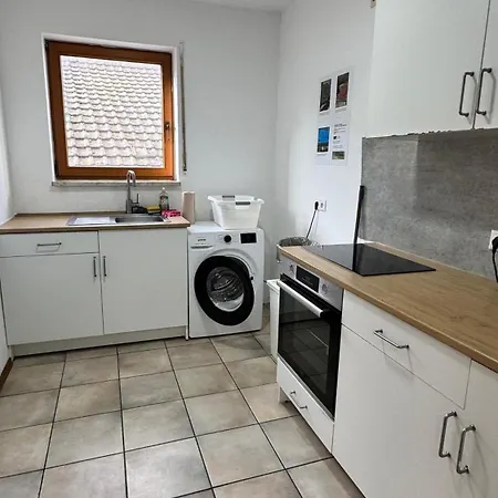 Neuhofen Apartments *