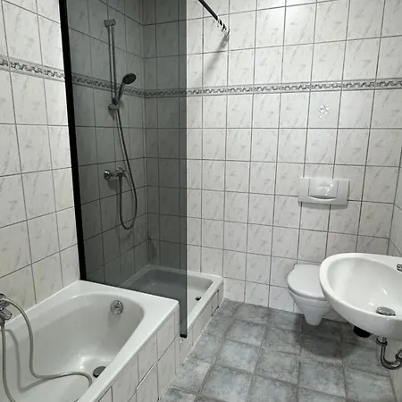 Daire Neuhofen Apartments *