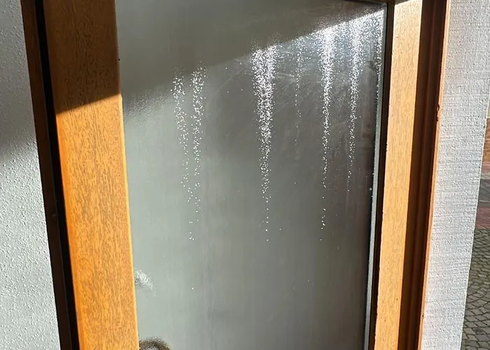 Neuhofen Apartments Apartamento